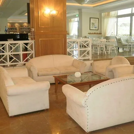Eliana Hotel 2*
